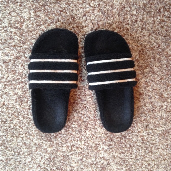 fuzzy adidas slides